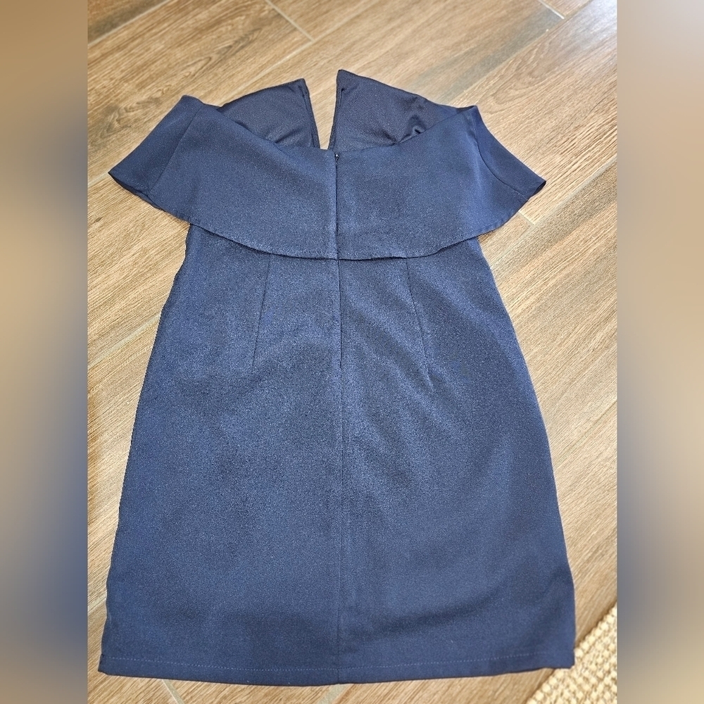 TOBI STRAPLESS DRESS - Picture 3 of 3
